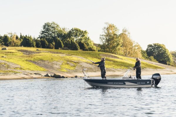 linder-445-catch
