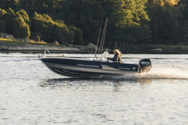 linder-445-catch