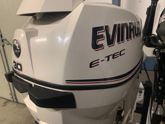 Evinrude 30 E-Tech - Borås Marin & Motor