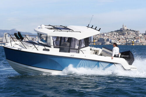 quicksilver-805-pilothouse