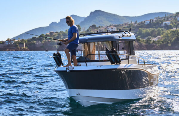 Quicksilver 605 Pilothouse