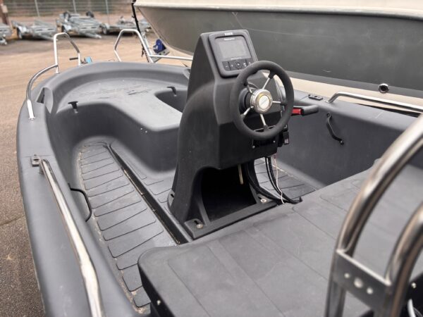 Pioner 12 Maxi/Mercury F20(-19) - Bild 5